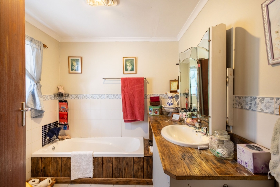 10 Bedroom Property for Sale in Plettenberg Bay Rural Western Cape